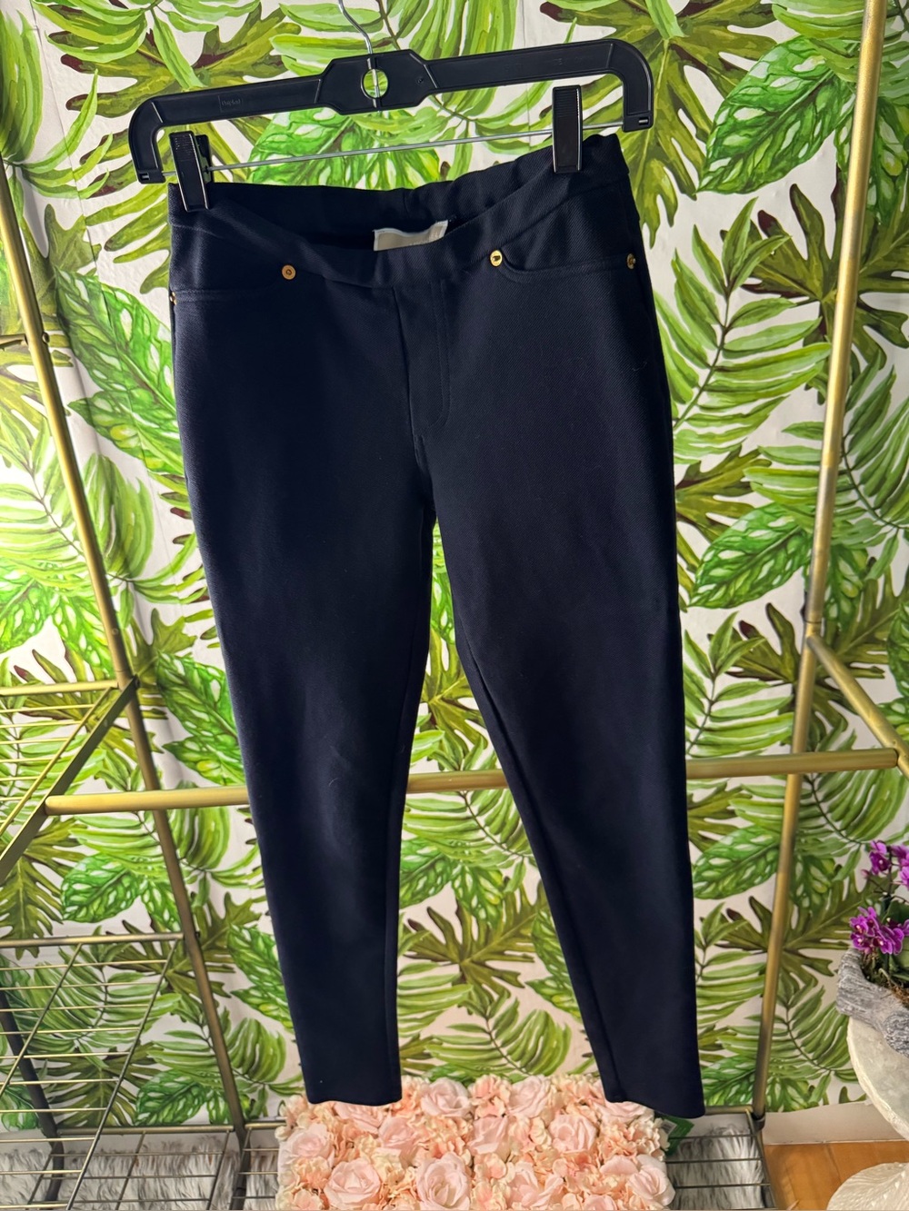 Black Slim Ponte Leggings with Gold Accent